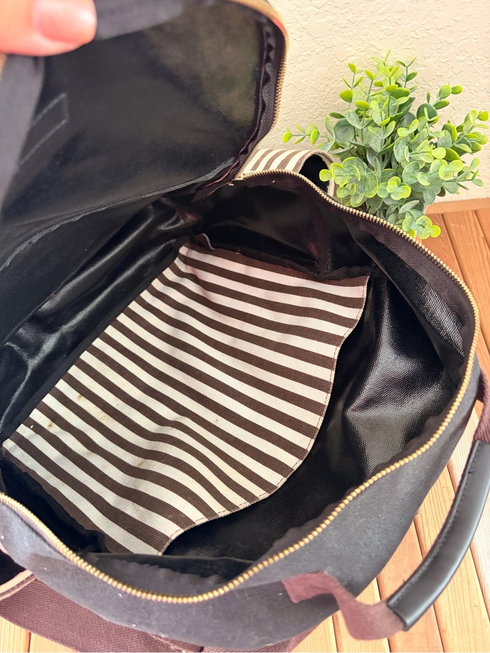 Henri Bendel Brown Stripe Backpack, Travel Backpack, Structurally Excellent - Picture 9 of 13